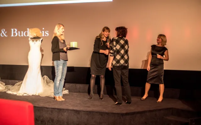 Listopadová Dámská jízda v CineStaru.