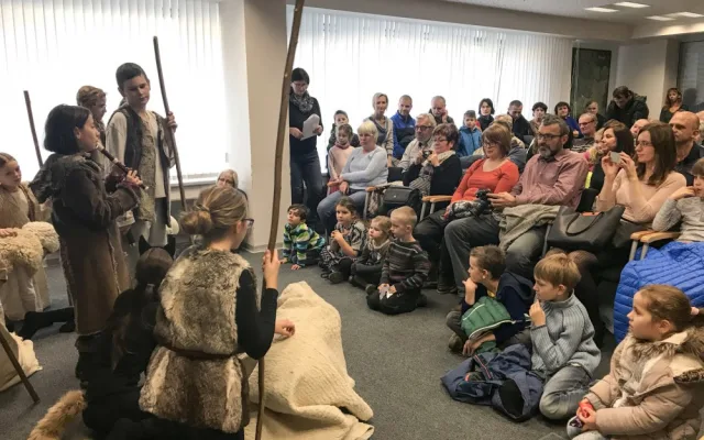 Písečtí školáci pokořili dosavadní rekord dětských jarmarků, když si vydělali celkem 27 936 korun.