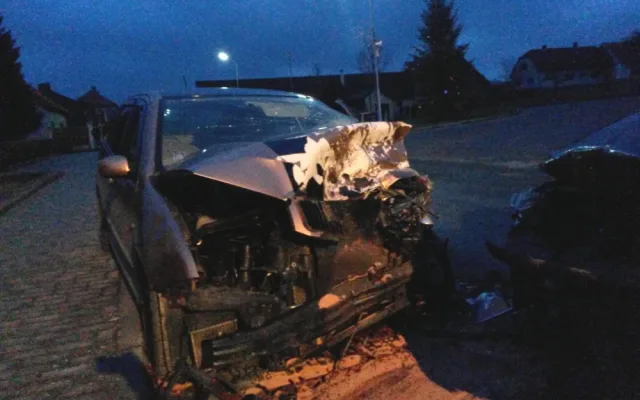 Mladý řidič zemřel při tragické havárii u Košic na Táborsku