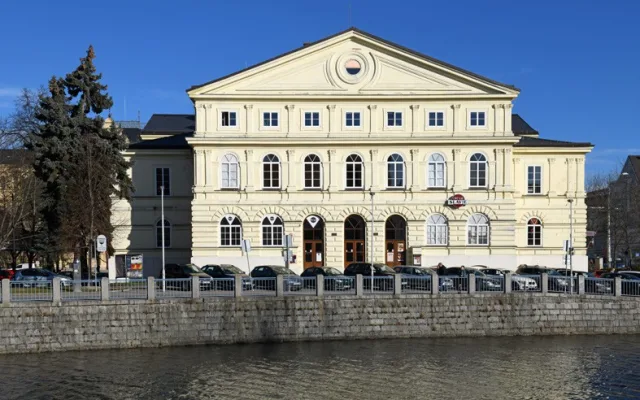 České Budějovice objektivem Milana Bindera a perem Martina Maršíka: Slávie neboli Armaďák poprvé