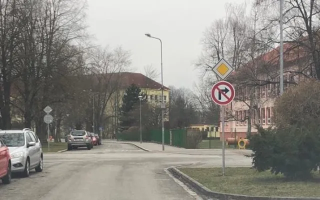 Z Nerudovky už do Neplachovy ulice neodbočíme.