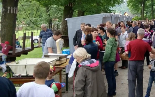 Začíná nová sezona boršovských trhů. S živou hudbou, jídlem i řemeslnými výrobky.