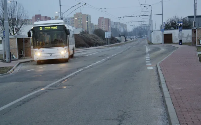 Od 31. března do 15. dubna se budou opravovat ulice u Géčka a za Globusem v Českých Budějovicích.