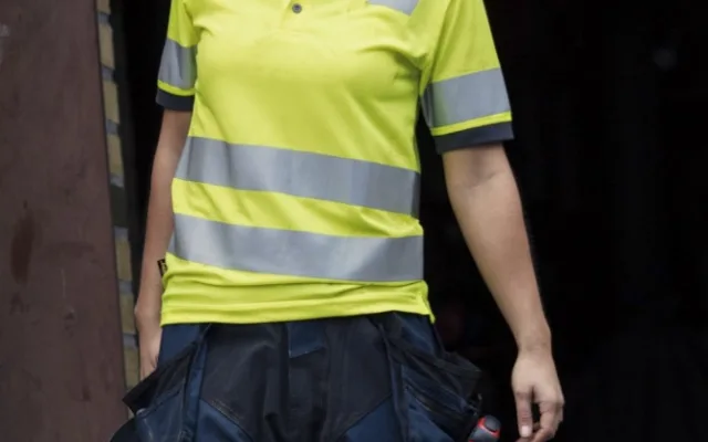 Oděvy švédské značky Snickers Workwear zaručují, že nejeneže se budete cítit pohodlně, navíc vám to bude i slušet.