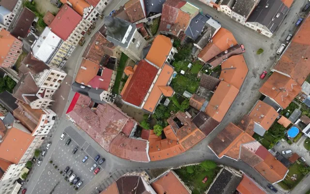 Slavonice.
