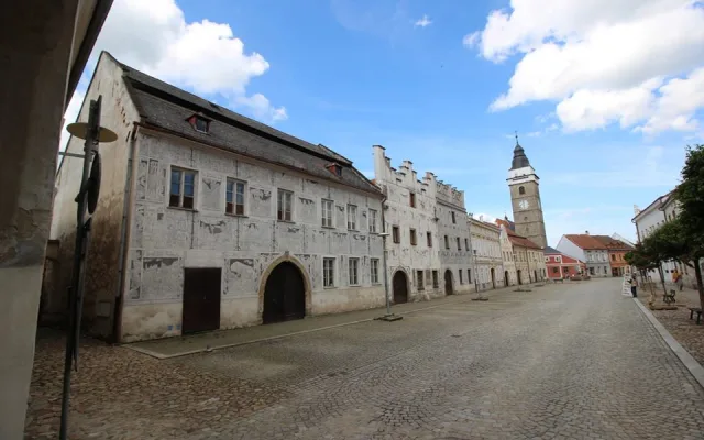 Slavonice.