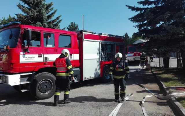 Děti z mateřské školky v Jindřichově Hradci si nacvičili evakuaci