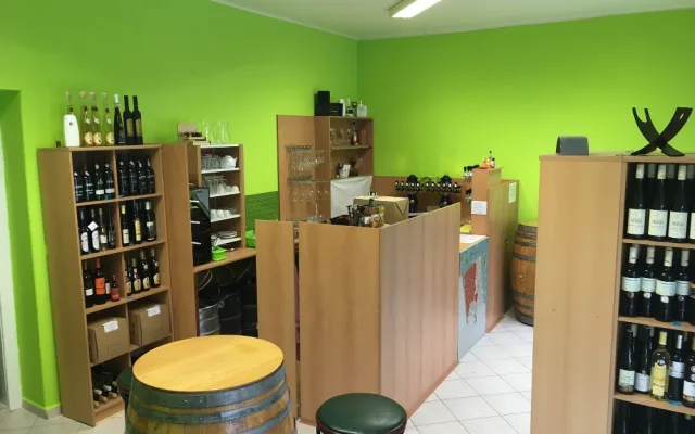 Vinotéka se přestěhovala do Suchého Vrbného.