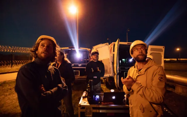 Jedním z největších lákadel festivalu Umění ve městě bude multimediální instalace Velký noční hlídač od Milana Caise, jehož pohyblivé oči rozzáří na jednu noc dvě chladící věže temelínské elektrárny.