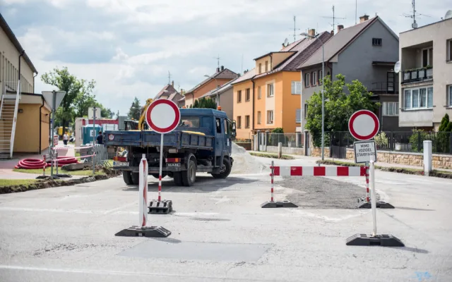 Uzavírka frekventované budějcké křižovatky.
