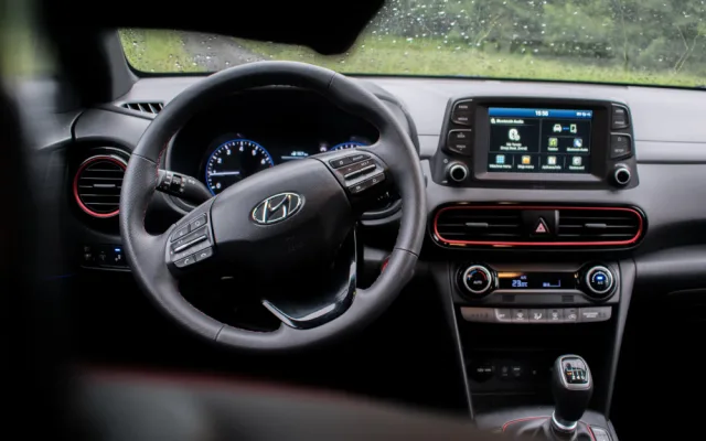 Malé SUV od Hyundaie přesvědčilo po všech stránkách. Kona se o nedostatek zájemců bát nemusí.