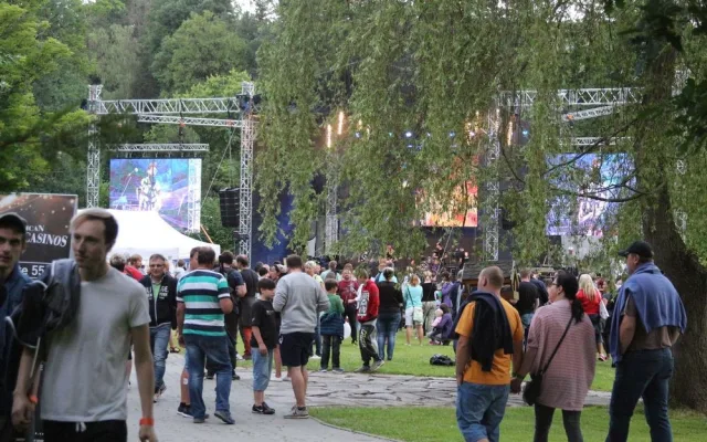 sucháa