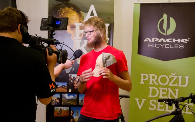 Expedice Na kole přes Afriku je u konce. Tadeáš Šíma přejel kontinent od severu na jih.