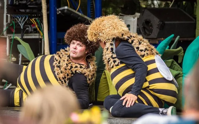 Festival bude slavnostně zahájen v pátek 10. srpna od 13 hodin a potěší všechny milovníky loutek, divadla, hudby, baletu, nového cirkusu, výtvarného i jiného umění a hlavně kvalitní zábavy.
