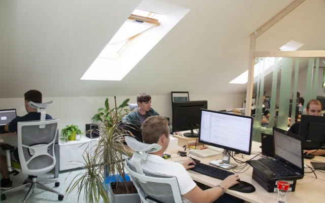Někdejší home office firmička o dvou IT nadšencích během let vyrostla v silné studio s dvacítkou expertů.