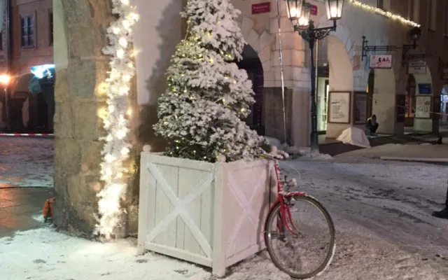 Budějce několik posledních dní žijí natáčením reklamy na čokoládové bonbony Ferrero Rocher.