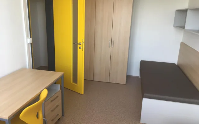 Nový školní rok si studenti Jihočeské univerzity zpříjemní na opravené koleji v kampusu školy.