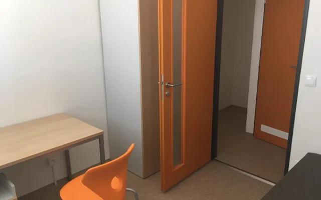 Nový školní rok si studenti Jihočeské univerzity zpříjemní na opravené koleji v kampusu školy.