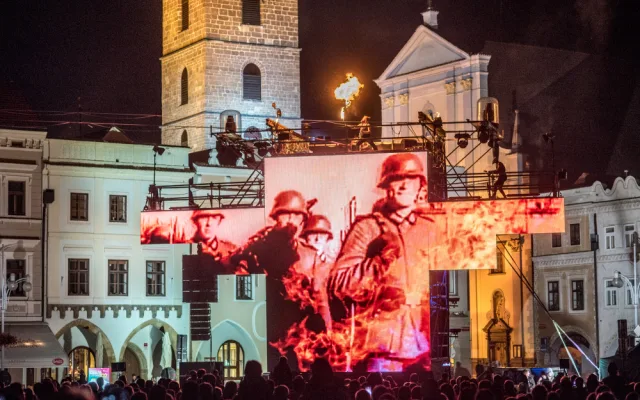 Multimediální show Má Vlast převyprávěla sto let republiky