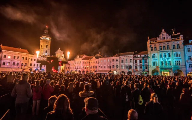 Multimediální show Má Vlast převyprávěla sto let republiky