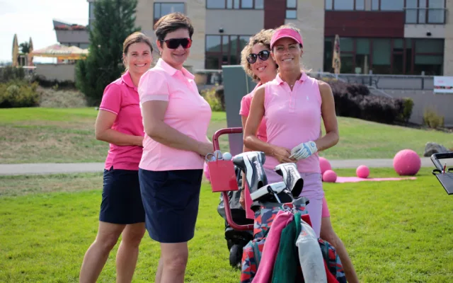 Golfový turnaj pro Pink Bubble.
