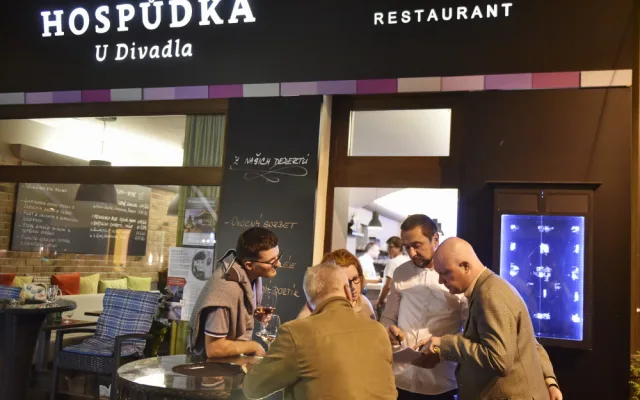 Volební štáb HOPB.