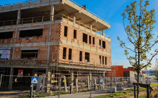 Lékařský dům Géčko nabídne ordinace pro lékaře i specialisty, ale i květiny nebo restauraci