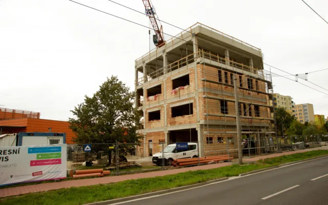Lékařský dům Géčko nabídne ordinace pro lékaře i specialisty, ale i květiny nebo restauraci