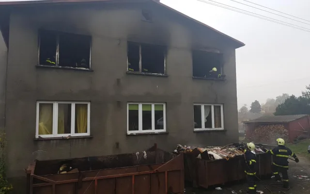 V bytě byla nalezena mrtvá žena.