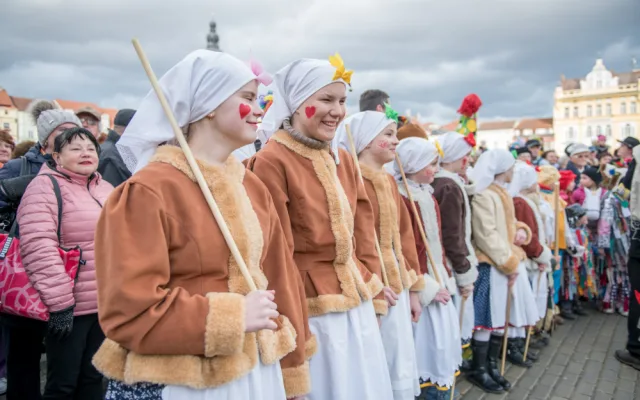 Budějckým náměstím prošel masopustní průvod