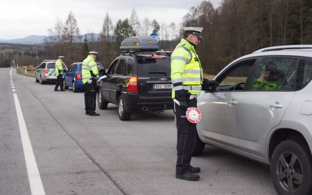Dopravní policisté se během noci a dnešního dne zaměřili na alkohol za volantem