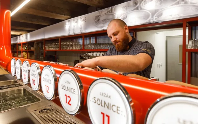 Po dvou letech rekonstrukce se v pátek 29. března otevře restaurace a pivovar Solnice