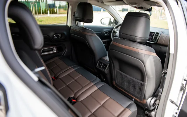 Reprezentativní a komfortní. Citroën C5 Aircross strčí do kapsy ne jedno SUV