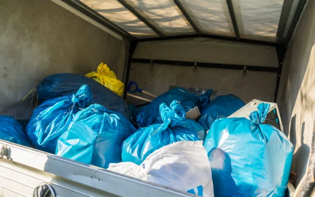 Trash Hero dělá města hezčí. Ruku k dílu přidá i Drbna