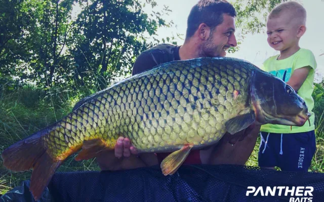 Boilies od Panther Baits si oblíbili i hokejisté Václav Nedorost a Miloslav Čermák