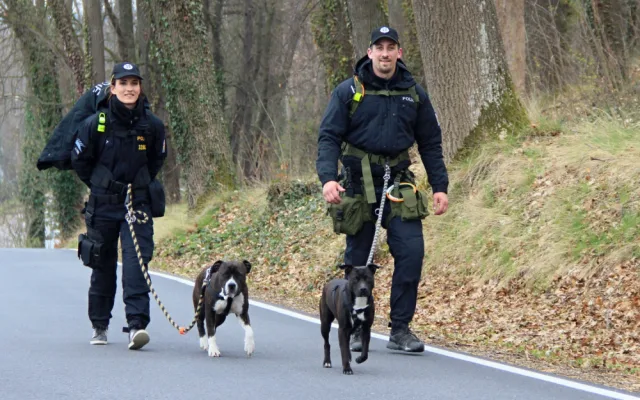 Pochodu se zúčastnili i příslušníci Policie ČR.