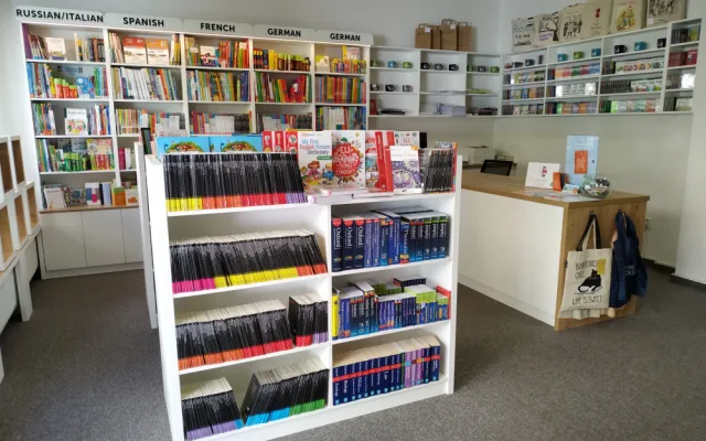 Kvalitní cizojazyčnou literaturu nakupují Budějčáci už rok v Oxford Bookshop
