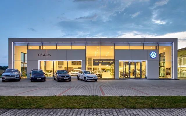 Jsme tu pro všechny, co chtějí nové auto, kvalitní autoservis a služby, říká ředitel CB Auto František Fišer