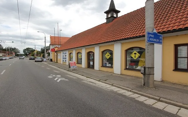 I výbava k vodě se vyplatí kupovat u odborníků. Jednou z možností je kamenný obchod a e-shop KWS sports