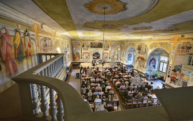 Oblíbený hudební festival v Českém Krumlově zve na atraktivní koncertní a doprovodný program
