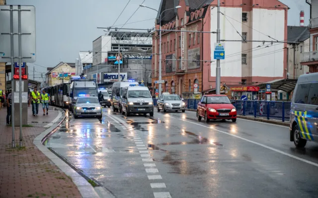 Sparťanští fanoušci dorazili do Budějc. Příjezd se obešel bez komplikací