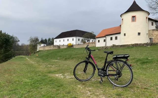 Síť elektrokol v Jihočeském kraji se opět rozrostla