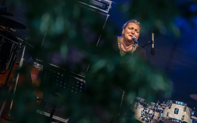 Na Piaristickém náměstí proběhl devátý ročník jihočeského jazzového festivalu