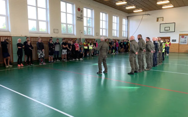 Na první policejní workshop přišlo šedesát lidí, uchazeče čekali fyzické testy
