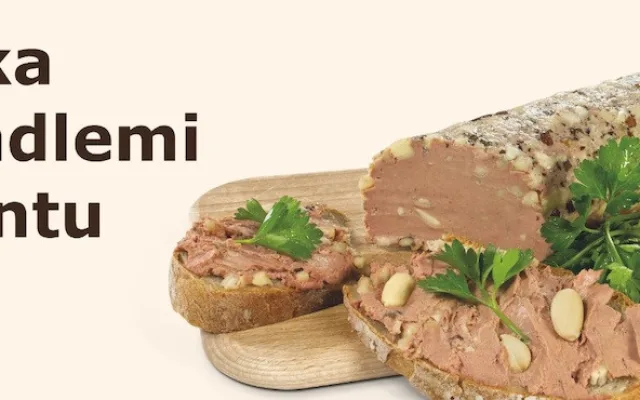 Pastika s mandlemi Z Gruntu