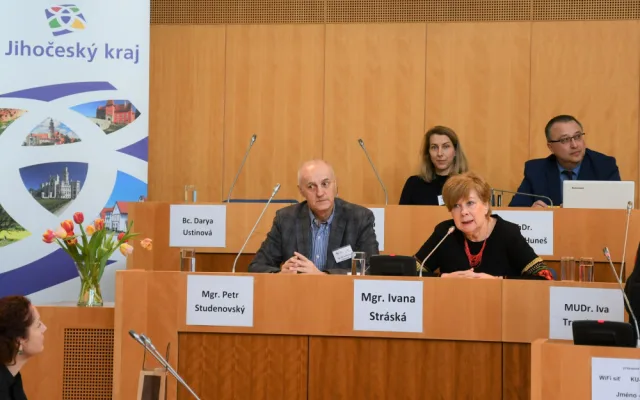 Na smrt nechceme být nikdo sám, říká hejtmanka Stráská