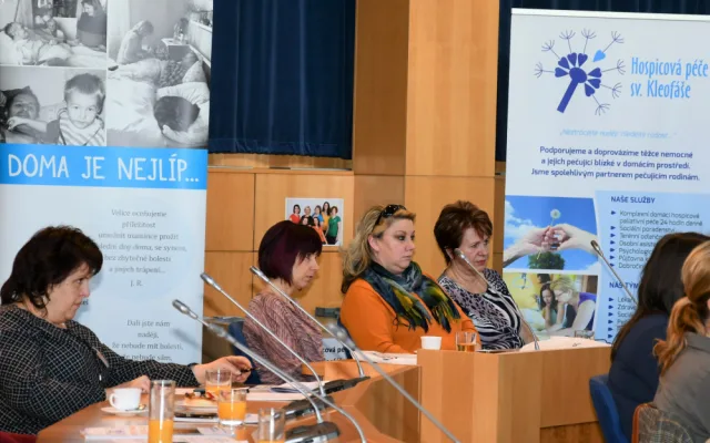 Na smrt nechceme být nikdo sám, říká hejtmanka Stráská
