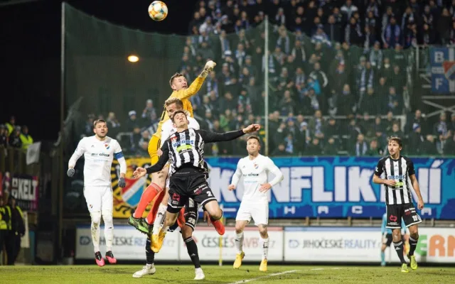 Dynamo poprvé na jaře padlo. Doma nestačilo na ostravský Baník.