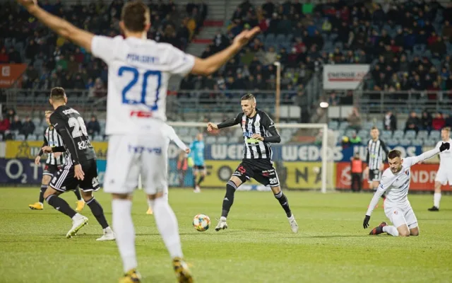Dynamo poprvé na jaře padlo. Doma nestačilo na ostravský Baník.