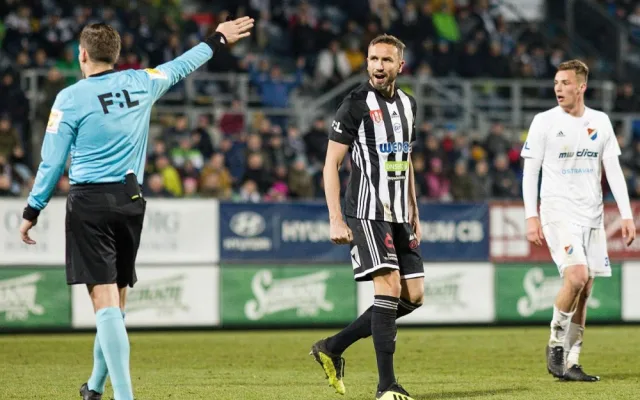 Dynamo poprvé na jaře padlo. Doma nestačilo na ostravský Baník.